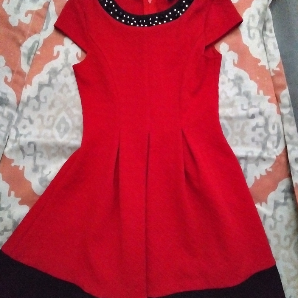 Size 7 👧 girl party dress